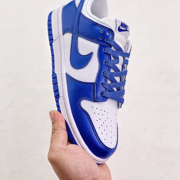 Nike low top sneakers - Picture 3 of 9